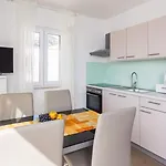 아파트 Vista *