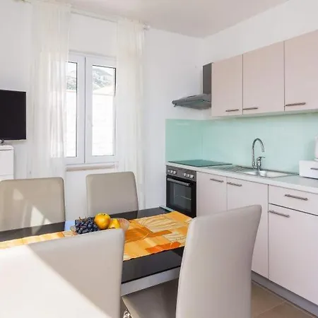 Apartamento Vista *